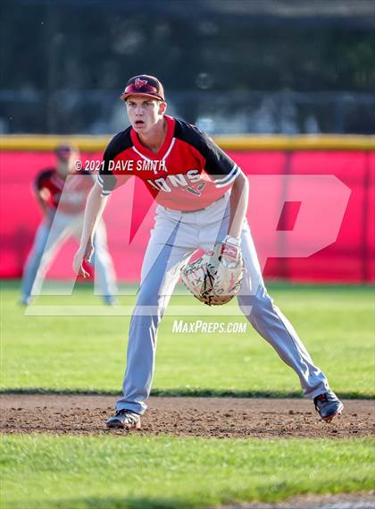 Thumbnail 3 in Linn-Mar @ North Scott photogallery.