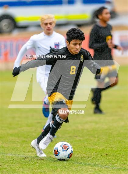 Thumbnail 2 in R.J. Reynolds vs. Wake Forest (NCHSAA 4A Final) photogallery.