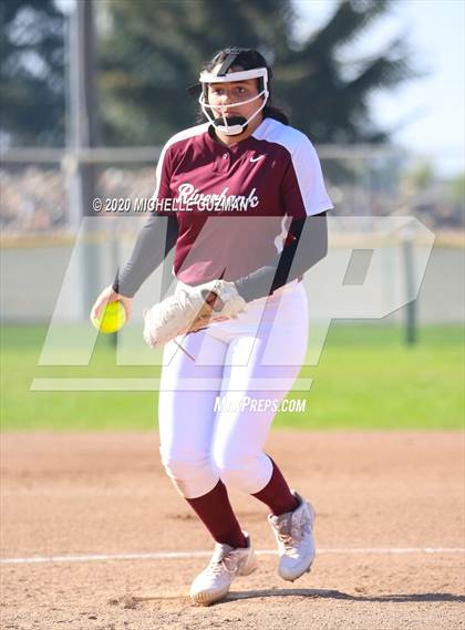 Thumbnail 2 in Riverbank vs. Downey photogallery.