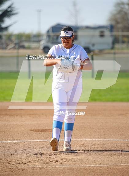 Thumbnail 1 in Riverbank vs. Downey photogallery.