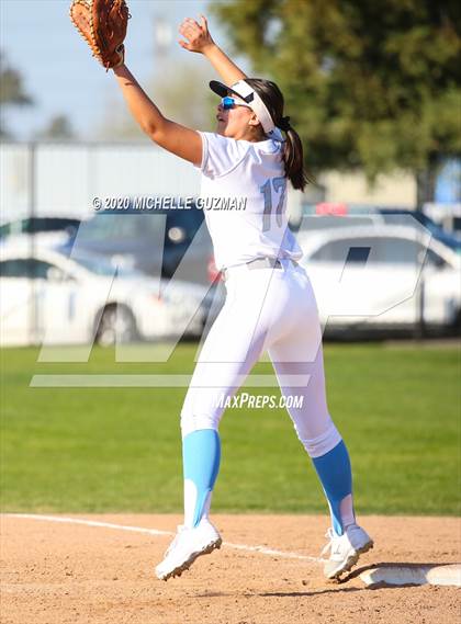Thumbnail 2 in Riverbank vs. Downey photogallery.