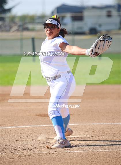 Thumbnail 3 in Riverbank vs. Downey photogallery.