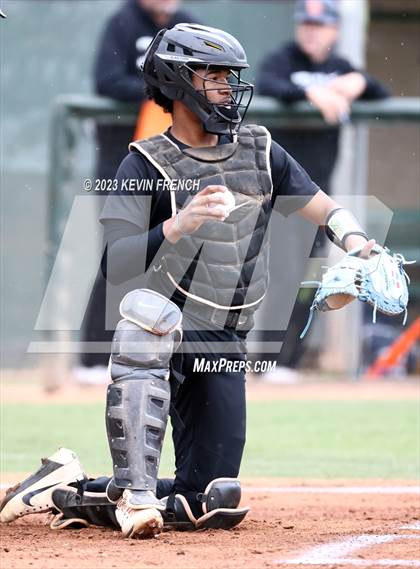 Thumbnail 1 in Poston Butte vs. Marcos de Niza (Bob Everett Classic) photogallery.