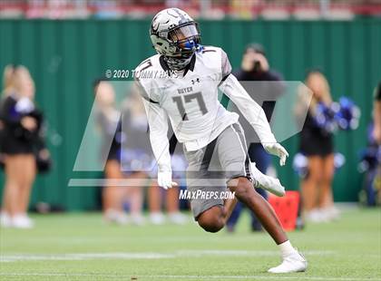 Thumbnail 2 in Arlington vs. Guyer (UIL Class 6A Area Playoff) photogallery.