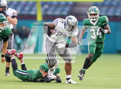 Thumbnail 2 in Arlington vs. Guyer (UIL Class 6A Area Playoff) photogallery.