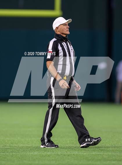 Thumbnail 2 in Arlington vs. Guyer (UIL Class 6A Area Playoff) photogallery.
