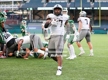 Thumbnail 2 in Arlington vs. Guyer (UIL Class 6A Area Playoff) photogallery.