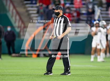 Thumbnail 3 in Arlington vs. Guyer (UIL Class 6A Area Playoff) photogallery.
