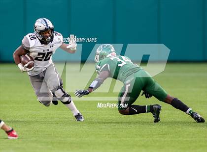 Thumbnail 2 in Arlington vs. Guyer (UIL Class 6A Area Playoff) photogallery.