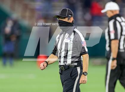 Thumbnail 3 in Arlington vs. Guyer (UIL Class 6A Area Playoff) photogallery.