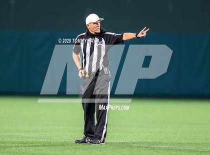 Thumbnail 3 in Arlington vs. Guyer (UIL Class 6A Area Playoff) photogallery.