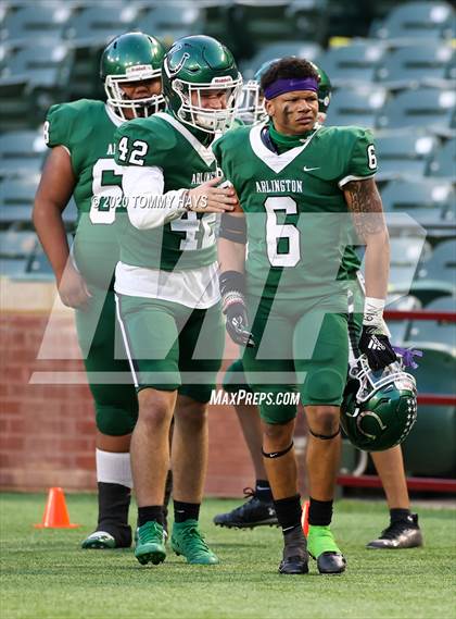 Thumbnail 3 in Arlington vs. Guyer (UIL Class 6A Area Playoff) photogallery.