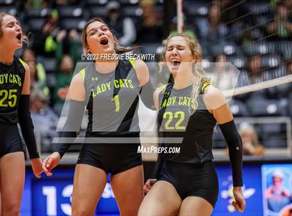 Thumbnail 1 in Blum vs. Harrold (UIL 1A Volleyball Final) photogallery.