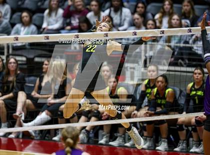 Thumbnail 2 in Blum vs. Harrold (UIL 1A Volleyball Final) photogallery.