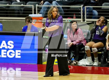 Thumbnail 1 in Blum vs. Harrold (UIL 1A Volleyball Final) photogallery.