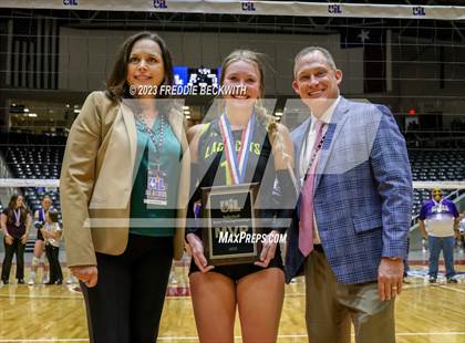 Thumbnail 3 in Blum vs. Harrold (UIL 1A Volleyball Final) photogallery.