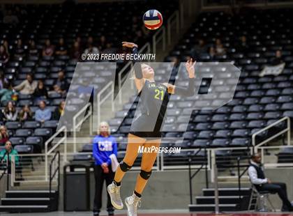Thumbnail 2 in Blum vs. Harrold (UIL 1A Volleyball Final) photogallery.