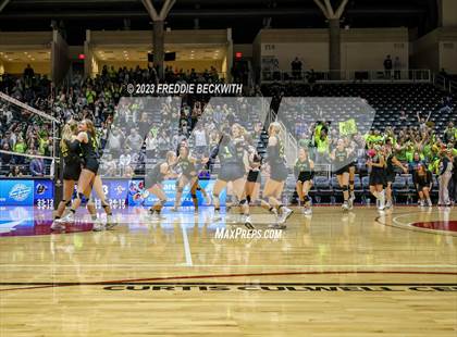 Thumbnail 2 in Blum vs. Harrold (UIL 1A Volleyball Final) photogallery.
