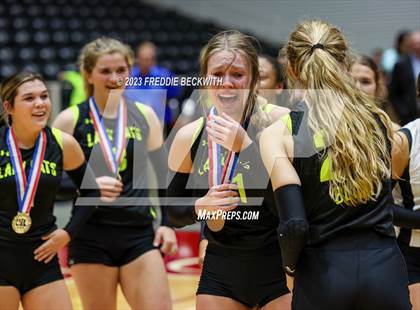 Thumbnail 1 in Blum vs. Harrold (UIL 1A Volleyball Final) photogallery.