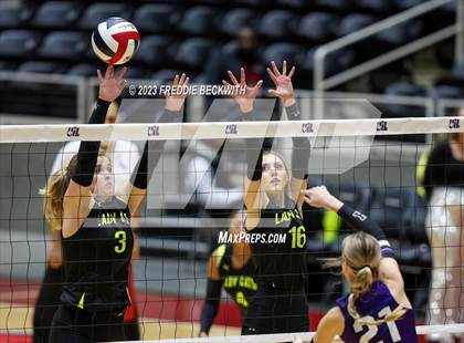 Thumbnail 3 in Blum vs. Harrold (UIL 1A Volleyball Final) photogallery.