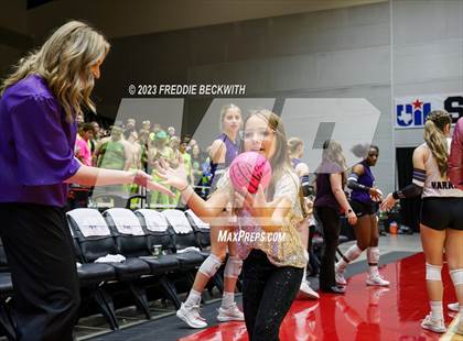 Thumbnail 2 in Blum vs. Harrold (UIL 1A Volleyball Final) photogallery.