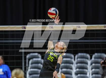 Thumbnail 2 in Blum vs. Harrold (UIL 1A Volleyball Final) photogallery.