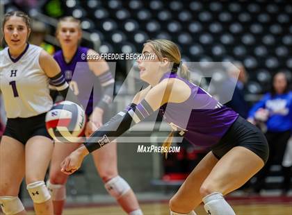 Thumbnail 2 in Blum vs. Harrold (UIL 1A Volleyball Final) photogallery.