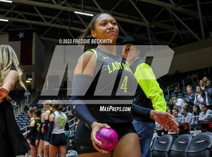 Thumbnail 1 in Blum vs. Harrold (UIL 1A Volleyball Final) photogallery.