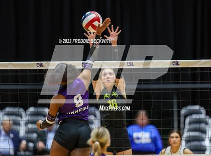 Thumbnail 1 in Blum vs. Harrold (UIL 1A Volleyball Final) photogallery.