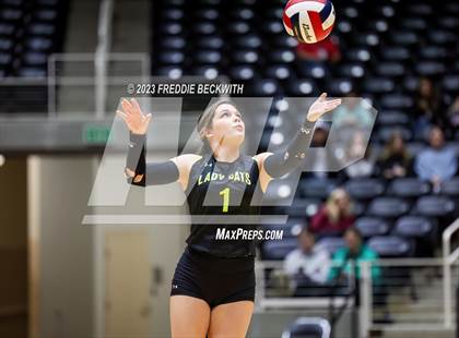 Thumbnail 2 in Blum vs. Harrold (UIL 1A Volleyball Final) photogallery.