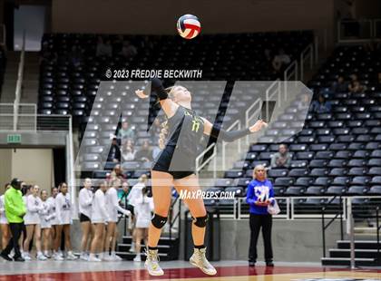 Thumbnail 2 in Blum vs. Harrold (UIL 1A Volleyball Final) photogallery.