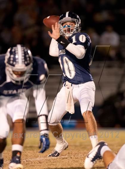 Thumbnail 2 in Siegel vs. Blackman (6A Round 2) photogallery.