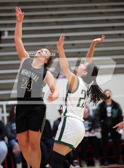 Thumbnail 1 in Pasadena vs. Pasadena Memorial (McDonald's Texas Invitational) photogallery.