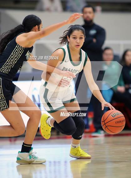 Thumbnail 3 in Pasadena vs. Pasadena Memorial (McDonald's Texas Invitational) photogallery.