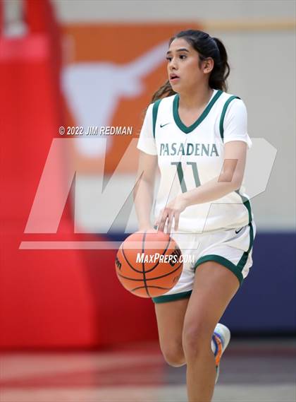 Thumbnail 1 in Pasadena vs. Pasadena Memorial (McDonald's Texas Invitational) photogallery.