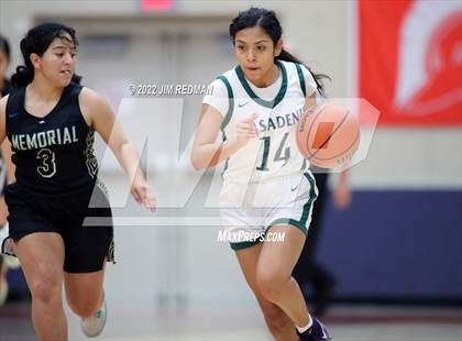 Thumbnail 1 in Pasadena vs. Pasadena Memorial (McDonald's Texas Invitational) photogallery.