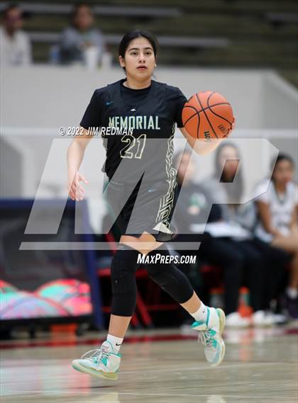 Thumbnail 3 in Pasadena vs. Pasadena Memorial (McDonald's Texas Invitational) photogallery.