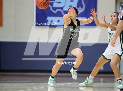 Thumbnail 3 in Pasadena vs. Pasadena Memorial (McDonald's Texas Invitational) photogallery.