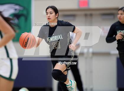 Thumbnail 2 in Pasadena vs. Pasadena Memorial (McDonald's Texas Invitational) photogallery.