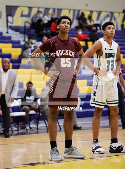 Thumbnail 1 in Roswell vs. Tucker (Tournament of Champions Holiday Classic) photogallery.
