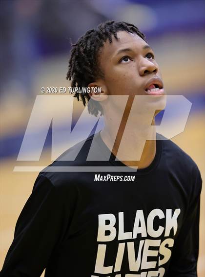 Thumbnail 1 in Roswell vs. Tucker (Tournament of Champions Holiday Classic) photogallery.