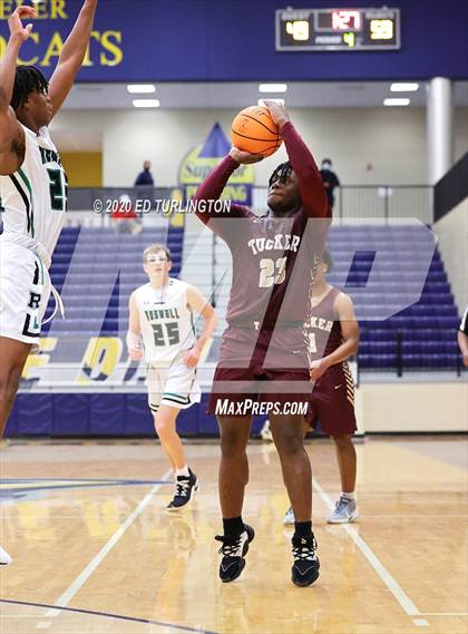 Thumbnail 2 in Roswell vs. Tucker (Tournament of Champions Holiday Classic) photogallery.