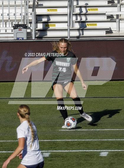 Thumbnail 2 in Green Canyon vs. Ridgeline (UHSAA 4A Semifinals) photogallery.