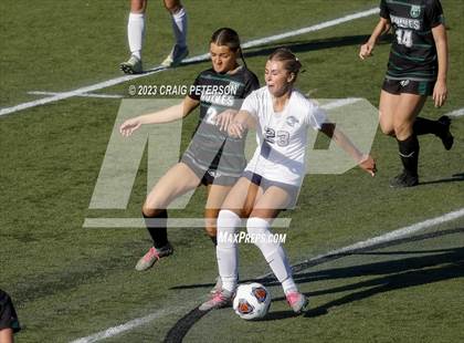 Thumbnail 3 in Green Canyon vs. Ridgeline (UHSAA 4A Semifinals) photogallery.