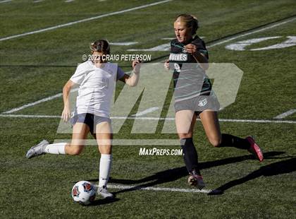 Thumbnail 2 in Green Canyon vs. Ridgeline (UHSAA 4A Semifinals) photogallery.
