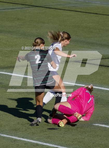 Thumbnail 3 in Green Canyon vs. Ridgeline (UHSAA 4A Semifinals) photogallery.