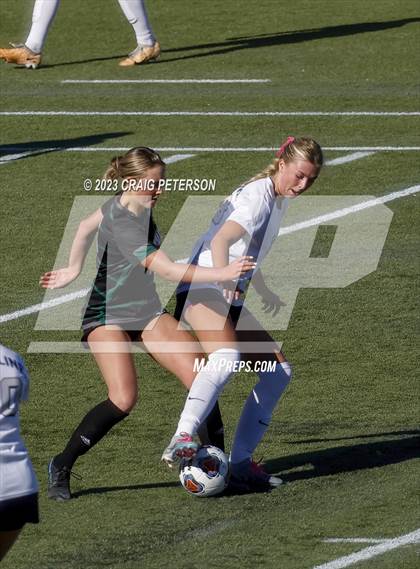Thumbnail 2 in Green Canyon vs. Ridgeline (UHSAA 4A Semifinals) photogallery.
