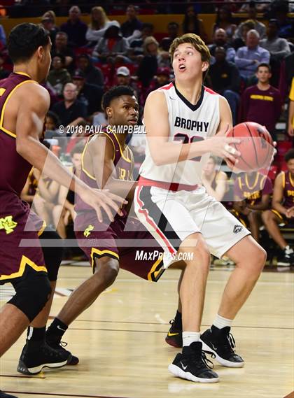 Thumbnail 3 in Brophy vs Mountain Pointe (AIA 6A Semifinal) photogallery.