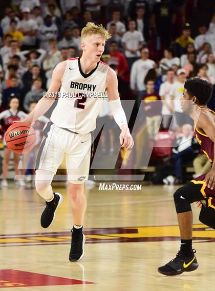 Thumbnail 3 in Brophy vs Mountain Pointe (AIA 6A Semifinal) photogallery.