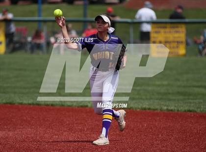 Thumbnail 3 in Unioto vs. Steubenville (OHSAA D2 Regional Final) photogallery.